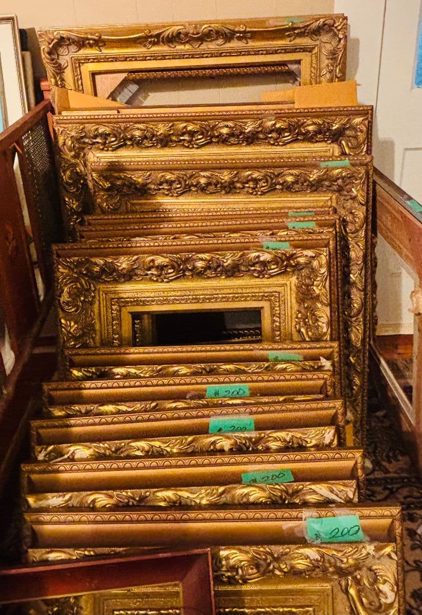 Estate Sale โ main photo